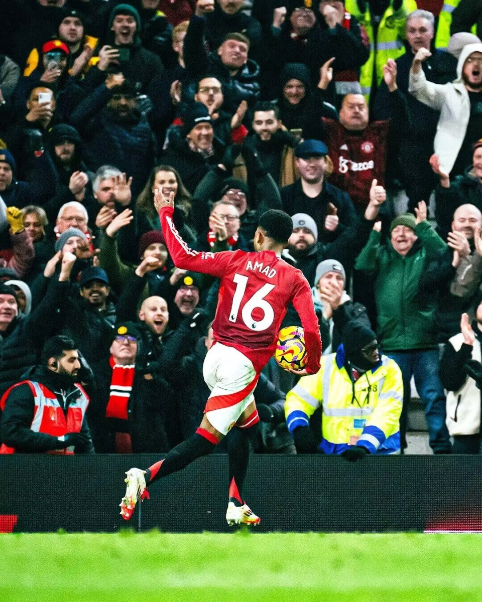 官方平台-关于梅西在曼联比赛中刷新纪录,锐不可当引发热议!的信息-官方平台