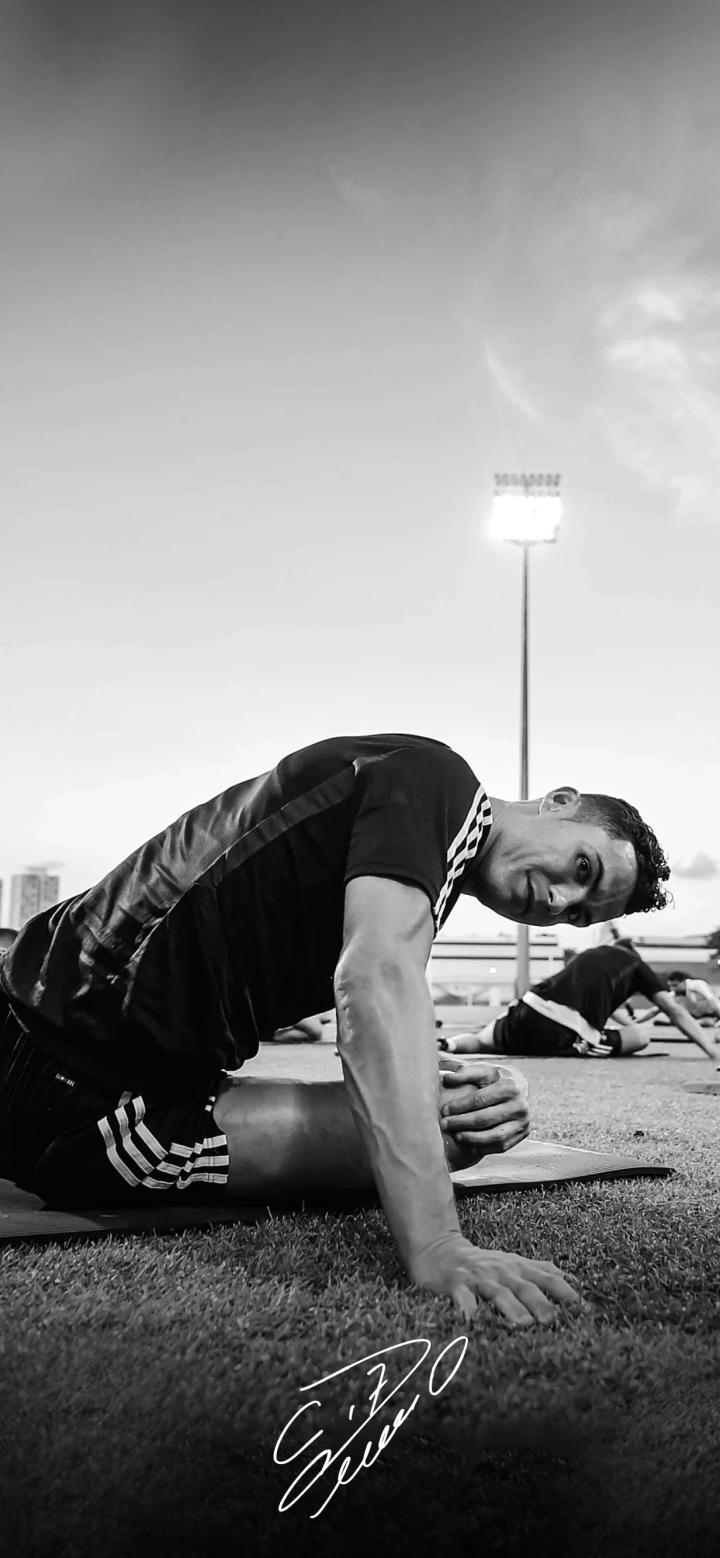 开云体育动态的重要平台-杜兰特焦点对战,C罗与60激战尤文图斯分钟,战术调整胜负难料!-开云体育动态的重要平台