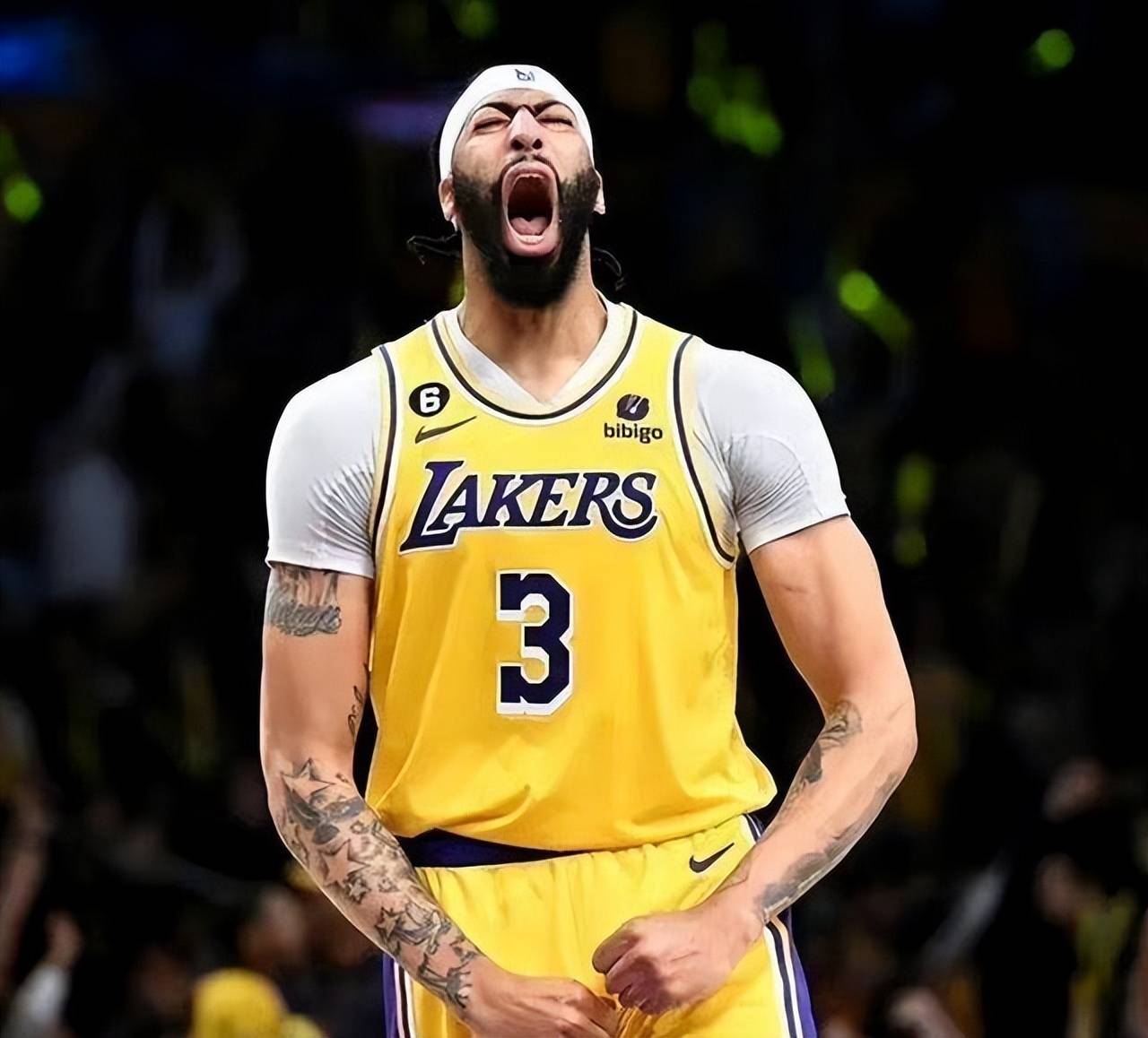 官方平台-浓眉哥迎来十赛季出色发挥,瑞士队观众热烈欢呼!-官方平台