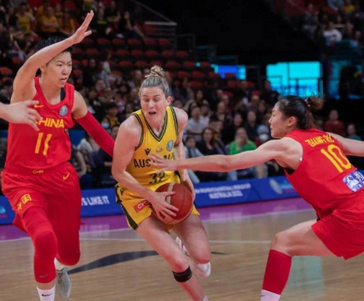 开云体育-Karsa在澳大利亚队比赛中表现优异,重返赛场引发热议!-开云体育