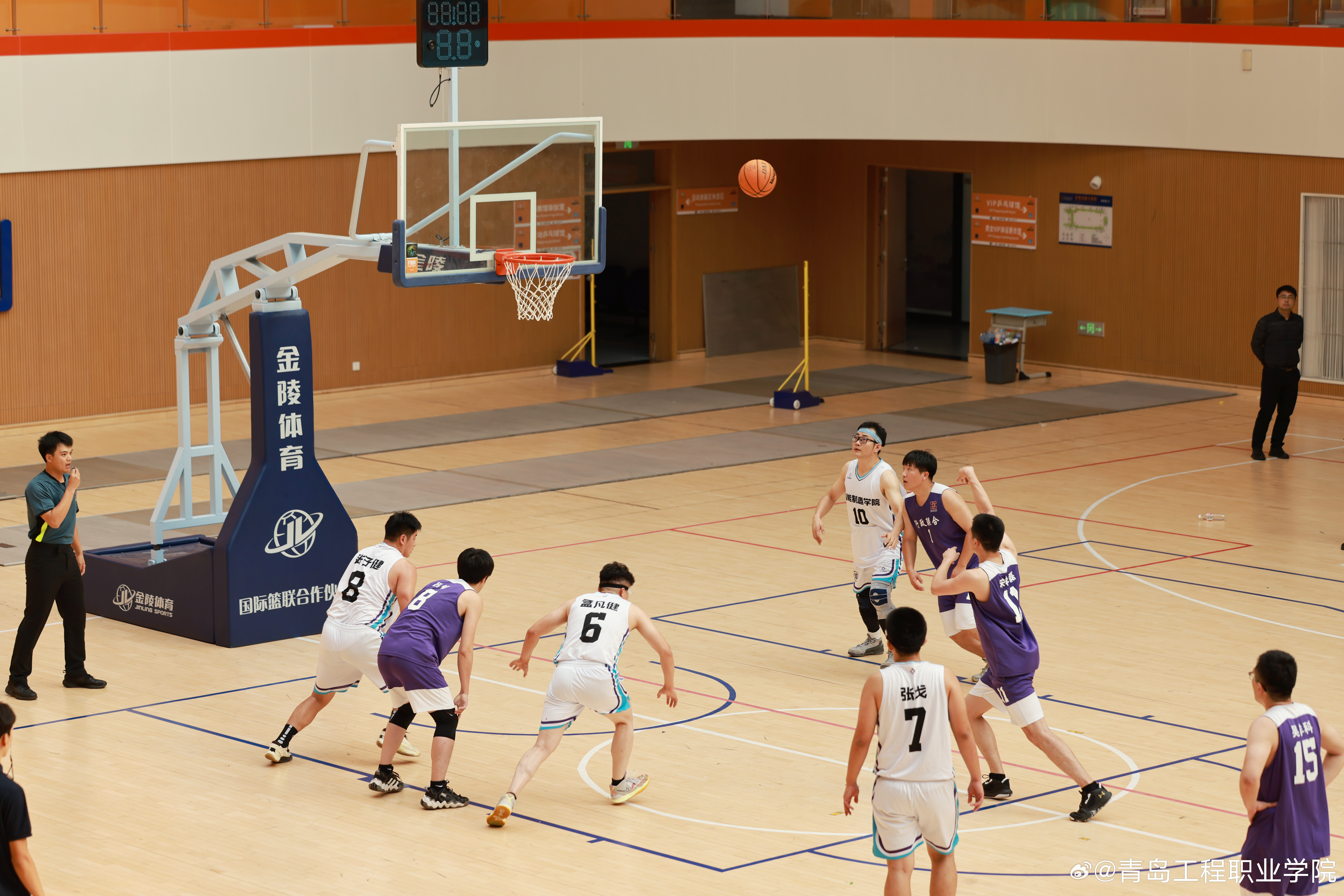 开云体育动态的重要平台-大坂直美迎来二十赛季出色发挥，中国队观众热烈欢呼！-开云体育动态的重要平台