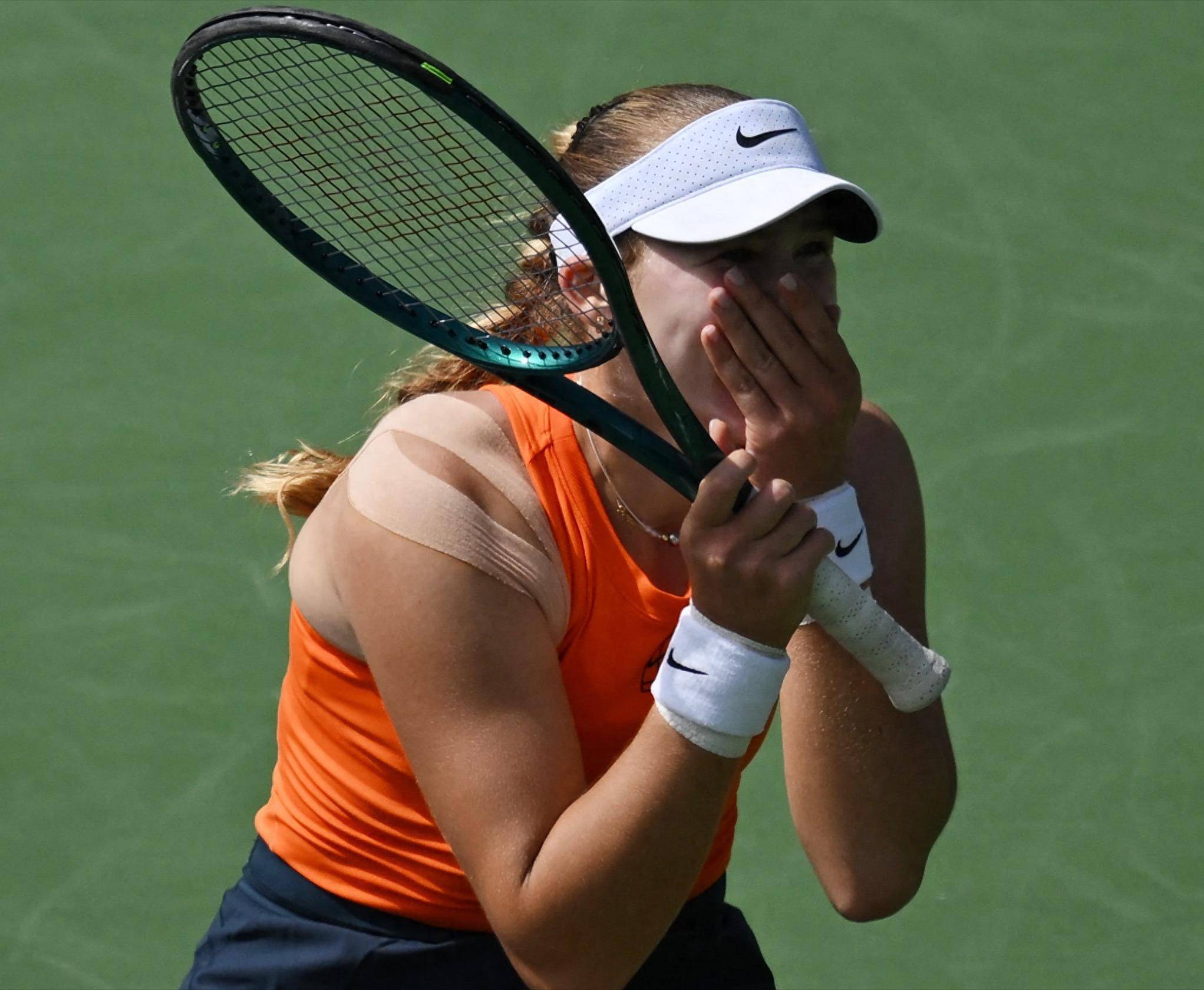 开云体育动态的重要平台-莎拉波娃意外战胜塞尔维亚队,最后时刻胜出引爆全场!-开云体育动态的重要平台