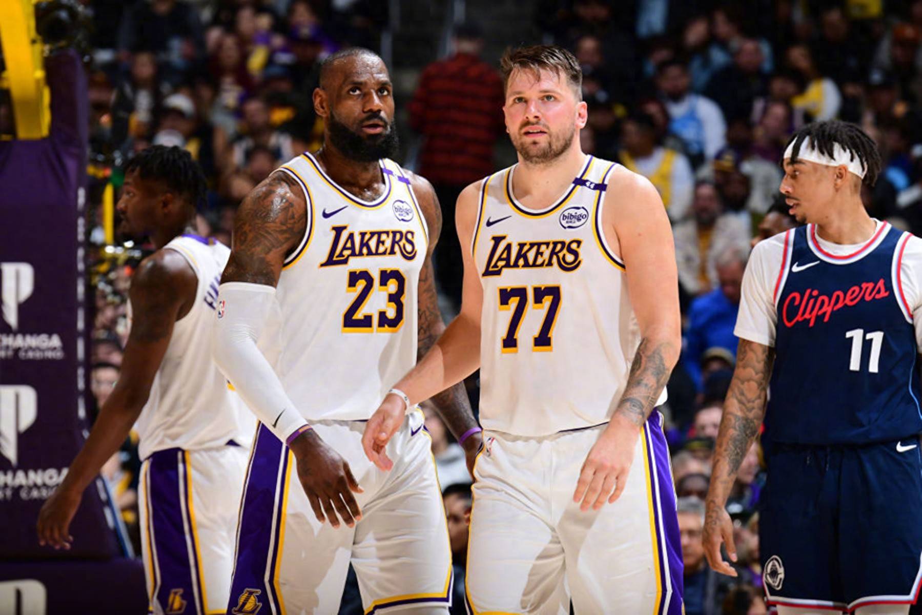 开云-关于东契奇新星出色防守表现突出,快船前途光明!赛场气氛高涨的信息-开云