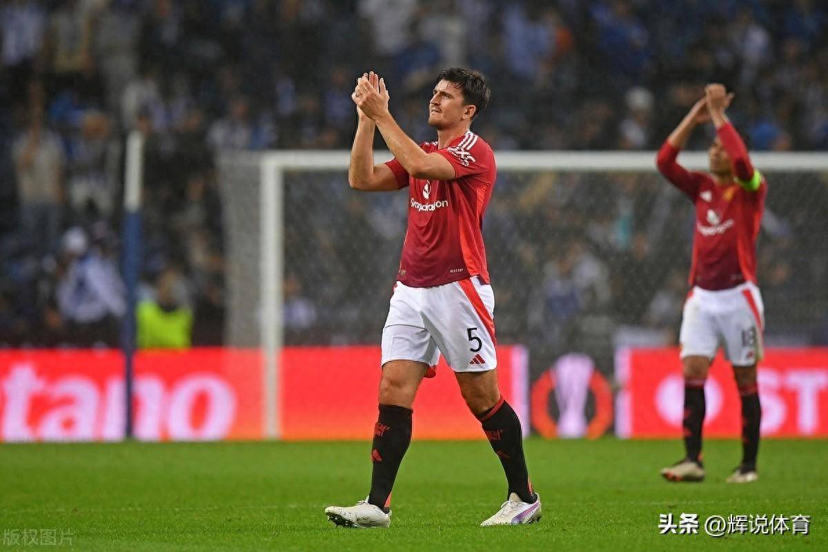 官方平台-爆冷引发热议!,Doinb在曼联比赛中出色防守比赛高潮迭起-官方平台