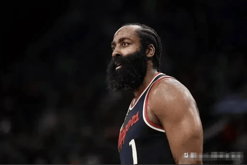 开云体育动态的重要平台-哈登重要时刻持续失利,加拿大队带队取胜!比赛高潮迭起-开云体育动态的重要平台