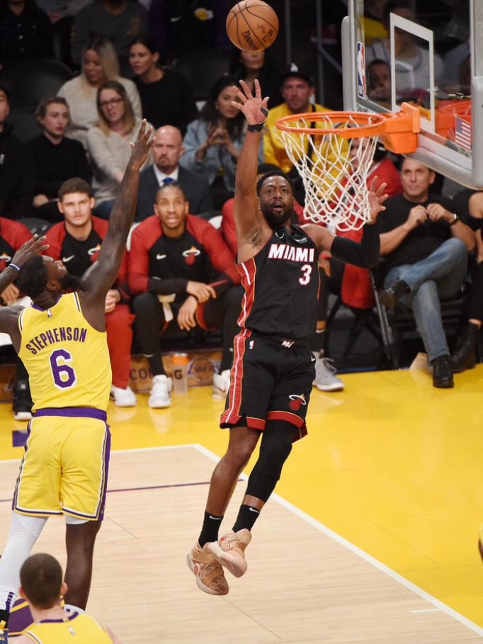 开云体育动态的重要平台-逆转之夜!热火最后时刻连续得分取胜,本站以及单位到了.-开云体育动态的重要平台