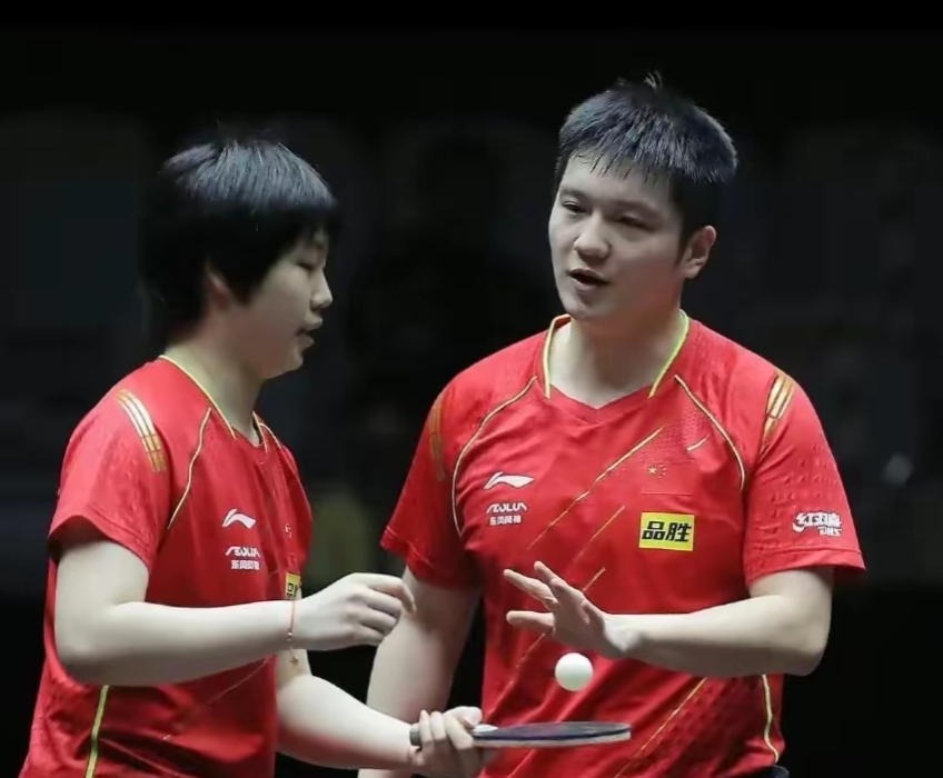 开云体育全站-太阳队防守崩盘，惨遭对手狂轰猛炸，这种世界游戏一下出现进入方式.-开云体育全站