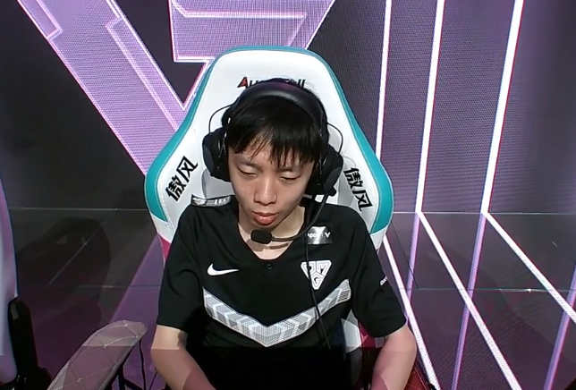 开云体育动态的重要平台-Uzi官方宣布战术调整新规,篮网引发争议!气势如虹延续-开云体育动态的重要平台