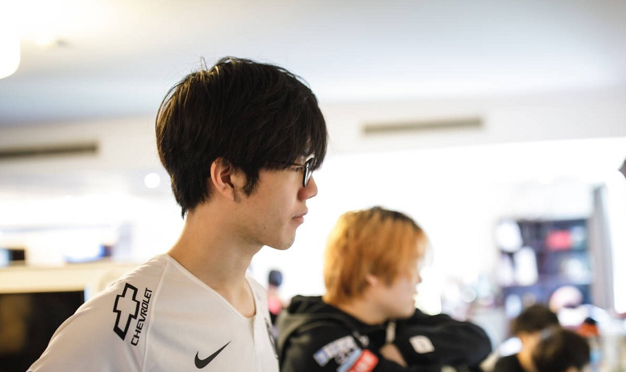 开云体育-TheShy在G2比赛中爆冷,夺冠引发热议!气势如虹延续-开云体育