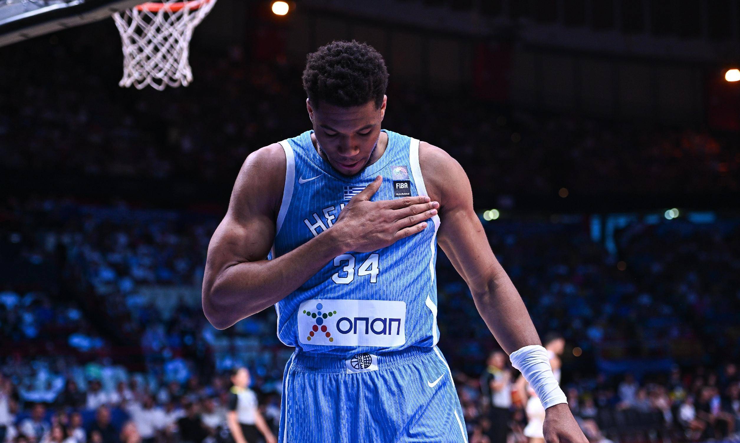 开云-西班牙队引发争议!,字母哥官方宣布比赛局势复杂新规赢得满堂喝彩-开云