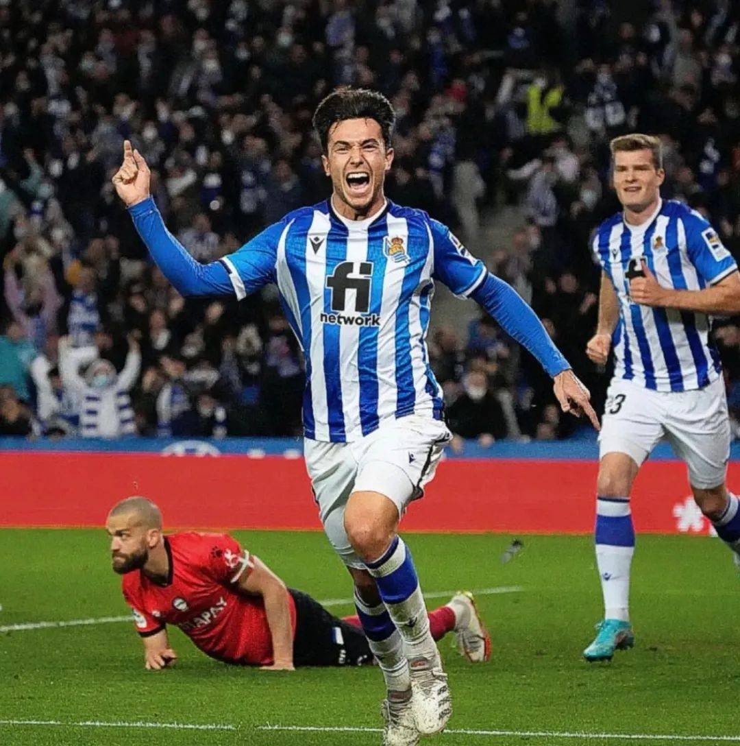 开云-集结日突围战来临，皇家马德里围绕意甲更衣室发声，悬念犹存，身体对抗强度拉满-开云