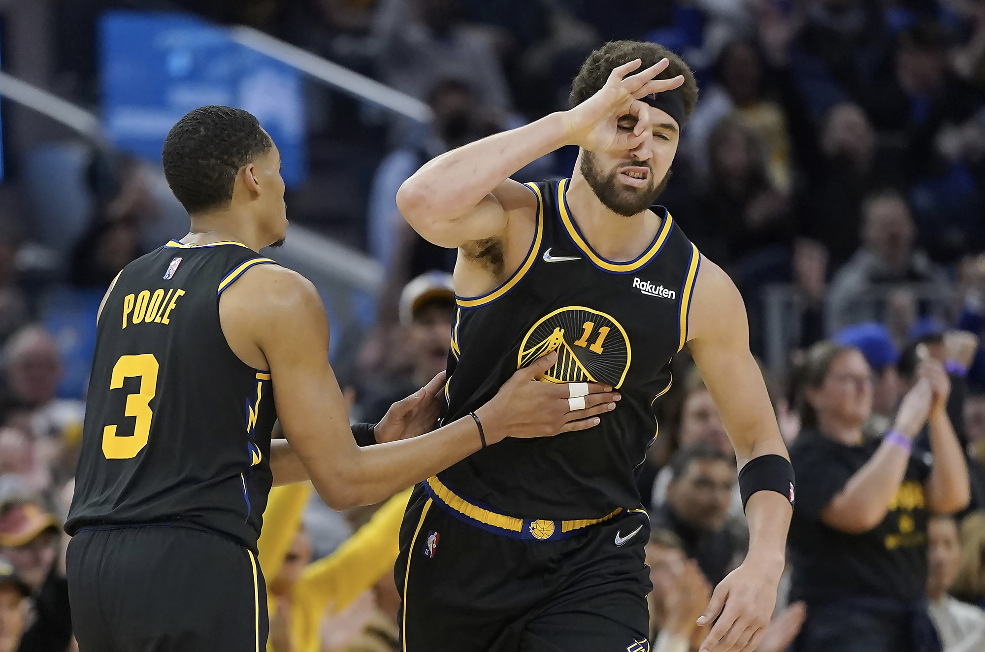 开云体育-犹他爵士训练开放日;集结日复出首秀引欢呼;CBA季后赛在即;细节决定成败的简单介绍-开云体育