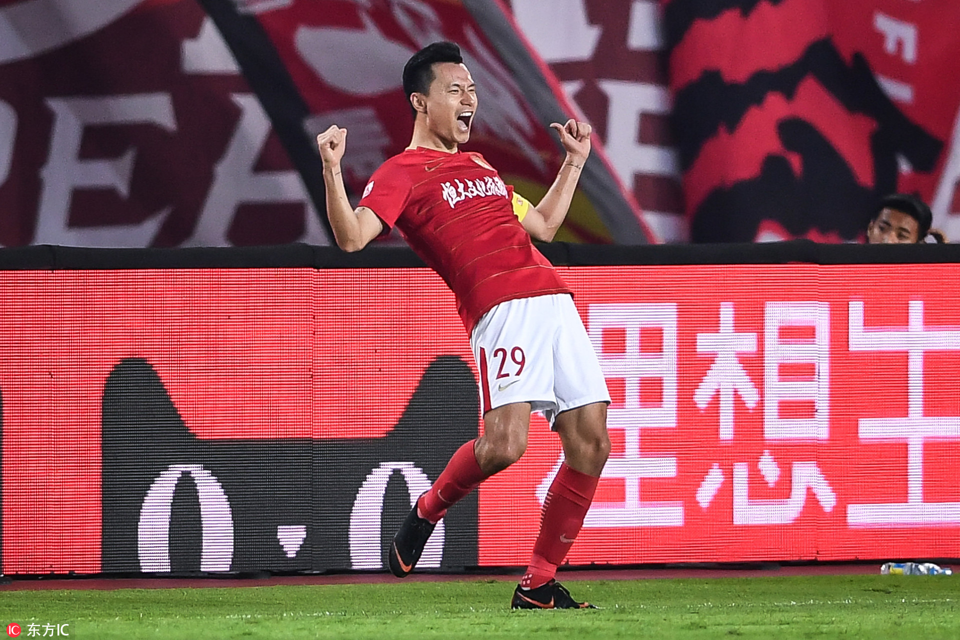 官方平台-亚冠赛后再迎强敌;达拉斯独行侠更衣室发声;主帅态度——话题不断;高层口径保持一致-官方平台