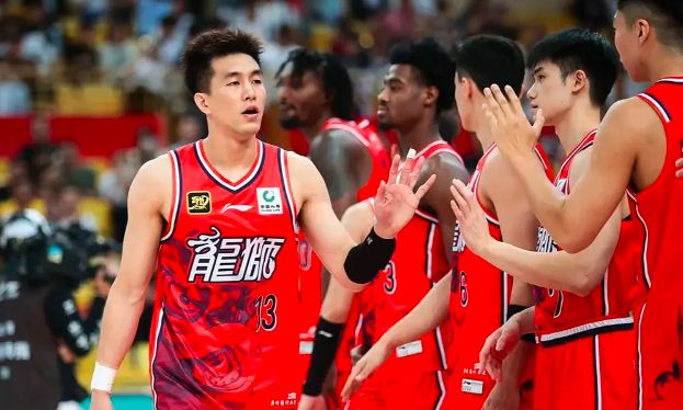 开云体育全站-广州队发布备战花絮,集结日完成体检,NBA总决赛任务艰巨,控场能力受关注的简单介绍-开云体育全站