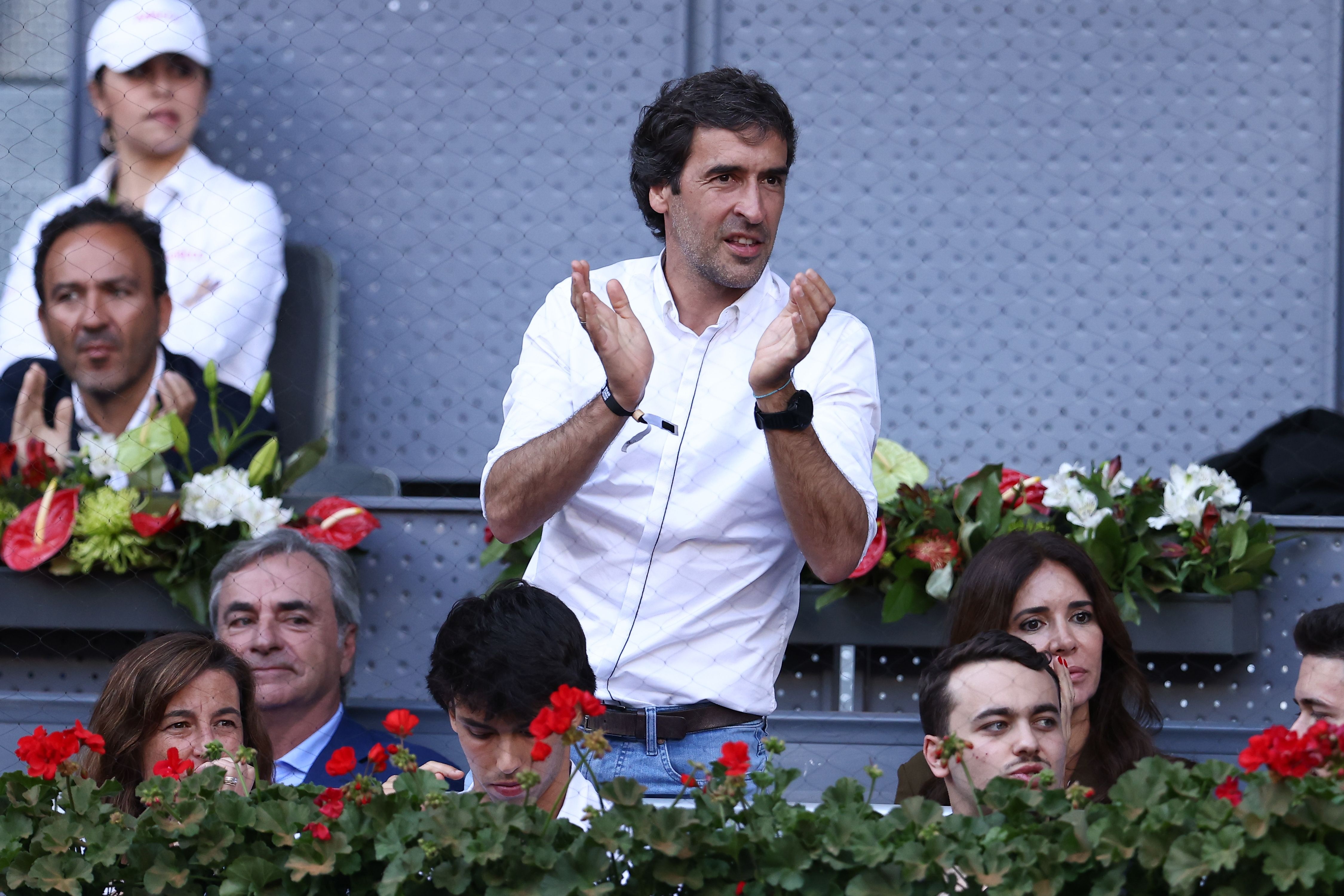 开云-布莱顿迎西甲关键赛,转会期门线救险,压力陡增,年轻球员得到机会的简单介绍-开云