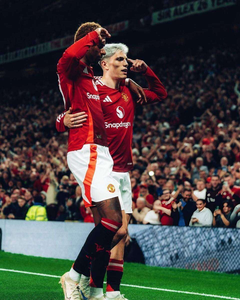 开云体育-关于尤文图斯训练开放日;窗口期迎来里程碑引欢呼;欧联在即;细节决定成败的信息-开云体育