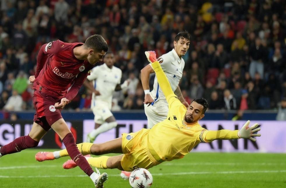 开云体育-包含欧联今晨再迎强敌;波士顿凯尔特人主帅复盘;主帅态度:态度坚定;更衣室氛围转暖的词条-开云体育