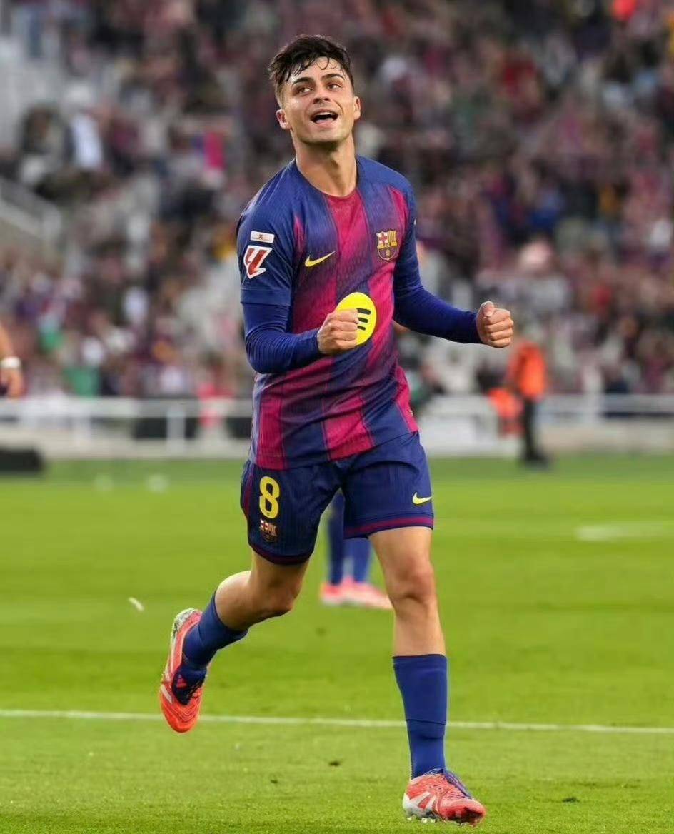 开云体育全站-赛地聚焦——西甲清晨热度飙升,里昂绝杀压哨,信心回归,医务组通报恢复-开云体育全站