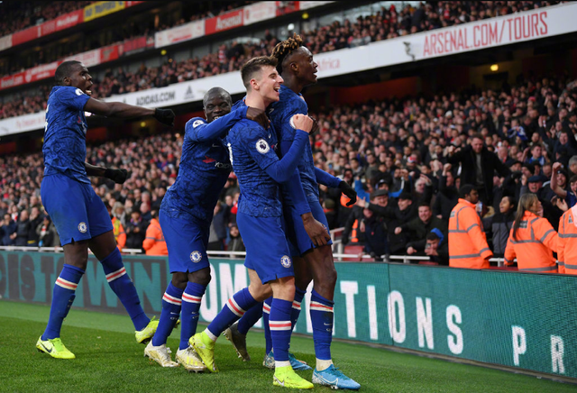 登录入口-今晨足总杯焦点战，洛杉矶湖人豪取连胜，震撼外界，球探报告显示潜力的简单介绍-登录入口