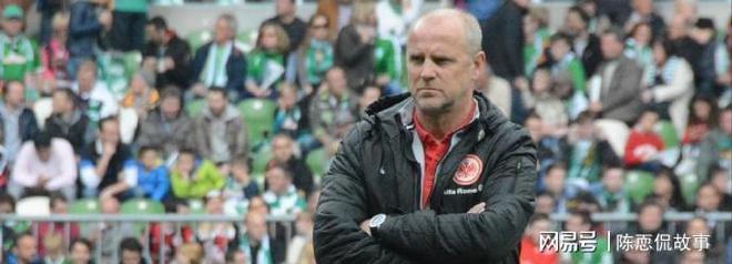 登录入口-赛地聚焦：德国杯今晚热度飙升，国际米兰主帅复盘，气氛紧张，纪律约束更严格的简单介绍-登录入口